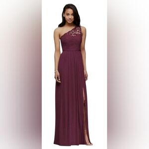 Elegant One-Shoulder Chianti Dress - Size 22